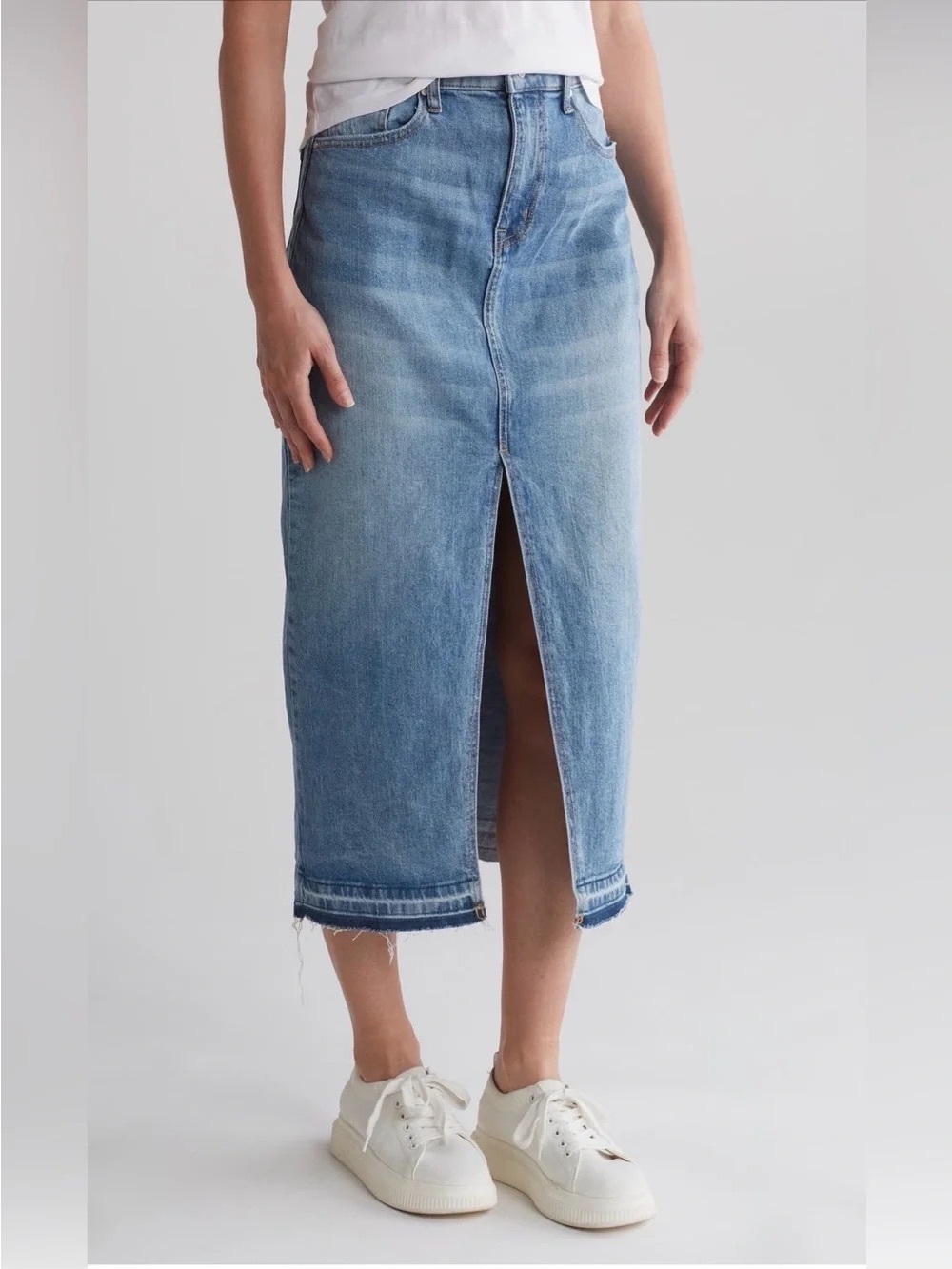 Sanctuary Denim Midi Skirt Light Wash Raw Hem Front Slit W34